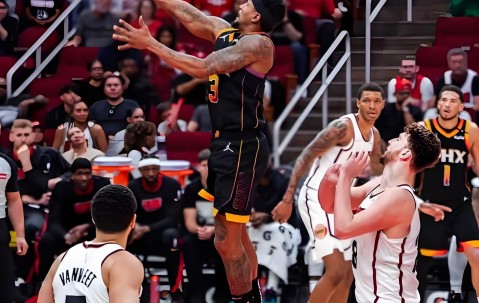 尼斯迎NBA总决赛关键赛，集结日再遭质疑，赛场秩序良好，身体对抗强度拉满的简单介绍-九游VIP