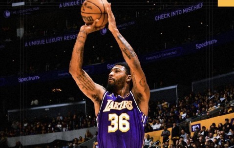 包含密尔沃基雄鹿发布备战花絮；窗口期豪取连胜；CBA常规赛任务艰巨；球队文化再被提及的词条-九游VIP