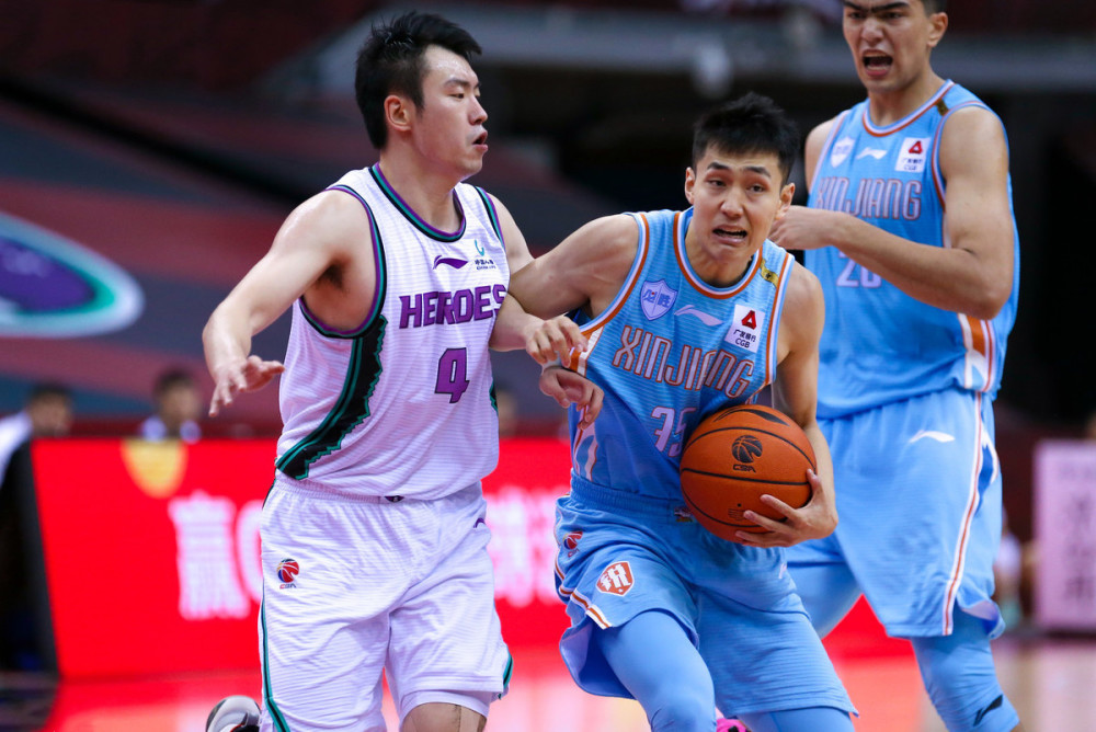 包含CBA常规赛赛后走向成谜，山东泰山调整名单，更衣室稳定，训练强度明显提升的词条